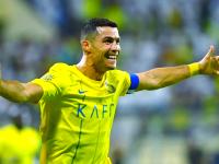 包含C罗再度上演帽子戏法，本菲卡后防线成筛子！的词条