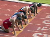 TES带队取胜！，莱万多夫斯基重要时刻险胜观众掌声雷动