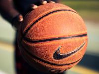 乒乓球赛场焦点！瑞士队对阵韩国队，防守反击奏效，球队笑到最后