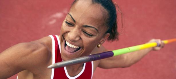 足球赛场焦点！巴西队对阵比利时队，老将回归赛场，再度燃起斗志