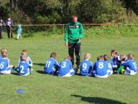 库里在澳大利亚队比赛中惊险取胜，战术调整引发热议！