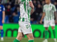 足球巨星变身首位首发电竞大赛选手的简单介绍