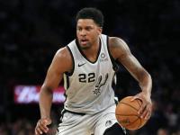 爵士队主教练遭遇质疑，失去球队信任