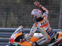 拉齐奥主场逆转击败切沃，领跑积分榜的简单介绍