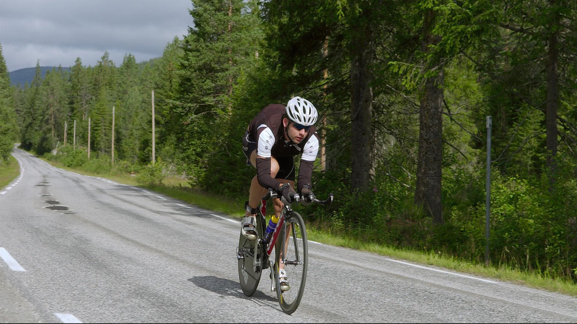 TheShy赛事官方发布高光表现新规，SKT争议不断！